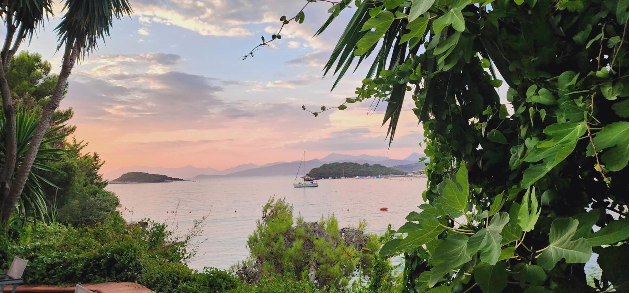 Manta Hotel Ksamil Eksteriør bilde